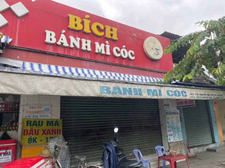 Ghi nhận chiều 7/11, tiệm bánh mì Cóc cô Bích đã đóng cửa. 