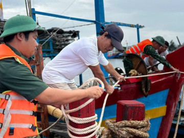 Trước giờ bão Fengshen đổ bộ: Quảng Ngãi dồn lực ứng phó, sẵn sàng cho học sinh nghỉ học