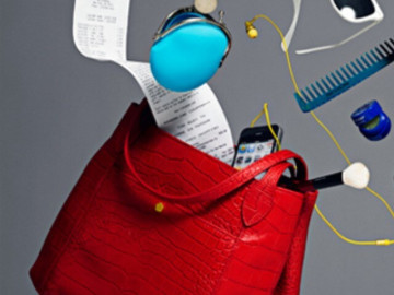 Mùng 1 tháng 9 năm Ất Tỵ vứt bỏ 6 thứ này khỏi túi xách, đặt ngay 2 vật phẩm phong thủy vào để tiền bạc rủng rỉnh