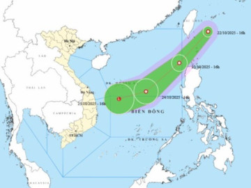 Bão số 12 chưa vào bờ, một áp thấp nhiệt đới lại xuất hiện gần Biển Đông