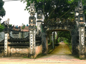 Ngôi đền hơn 300 năm tuổi và câu chuyện về người thầy nổi tiếng ở Phú Thọ