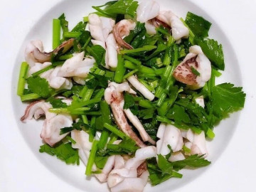 Loại rau có công dụng đặc biệt hỗ trợ ngừa ung thư, bán đầy chợ Việt và 10+ món ngon chế biến cho mâm cơm gia đình