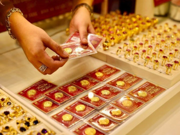 Sáng 18-11, giá vàng miếng SJC, vàng nhẫn cùng giảm mạnh