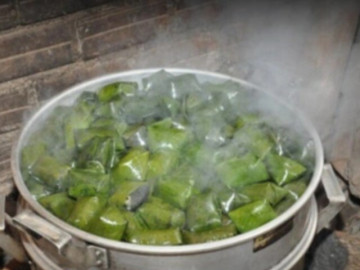 Món ăn "cứu đói" chỉ dành cho người nghèo, nay thành đặc sản được ưa chuộng ở thành phố, giá 60.000 đồng/chục