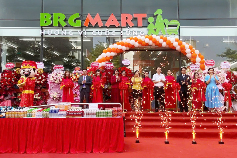 BRGMart rực rỡ mừng sinh nhật, gửi ngàn món quà tri ân tới khách hàng - 1
