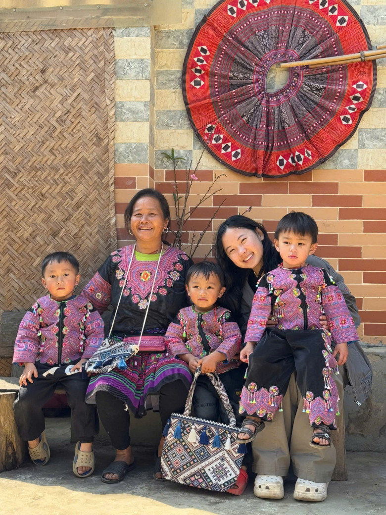 Hà Anh và hành trình đưa họa tiết H’Mông ra thế giới - 2