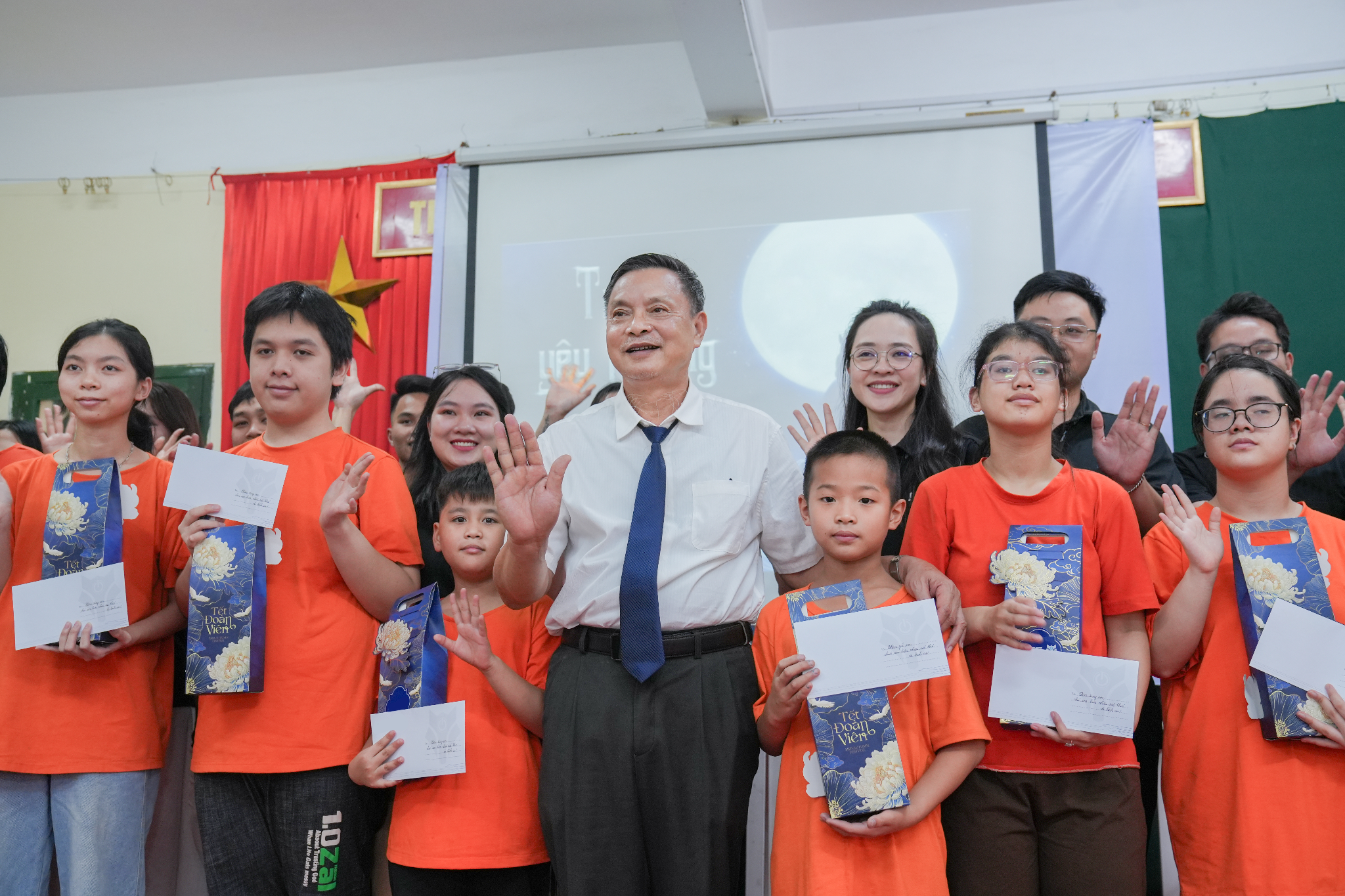 TS.BS Vũ Trọng Tiến: Tấm gương sáng của y đức và chuyên môn - 4