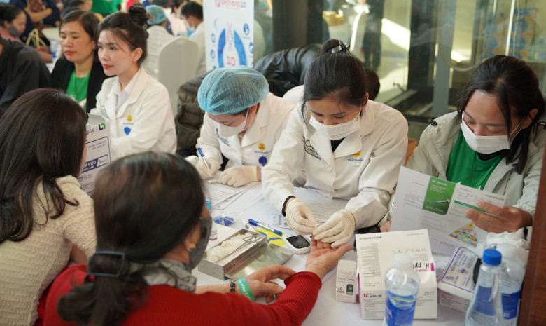 Ngày hội “Sống Khỏe Mỗi Ngày 2025” đã được tổ chức tại Hải Phòng và Thanh Hóa, mang đến hơn 2.000 suất khám bệnh miễn phí cho người dân các địa phương trên.