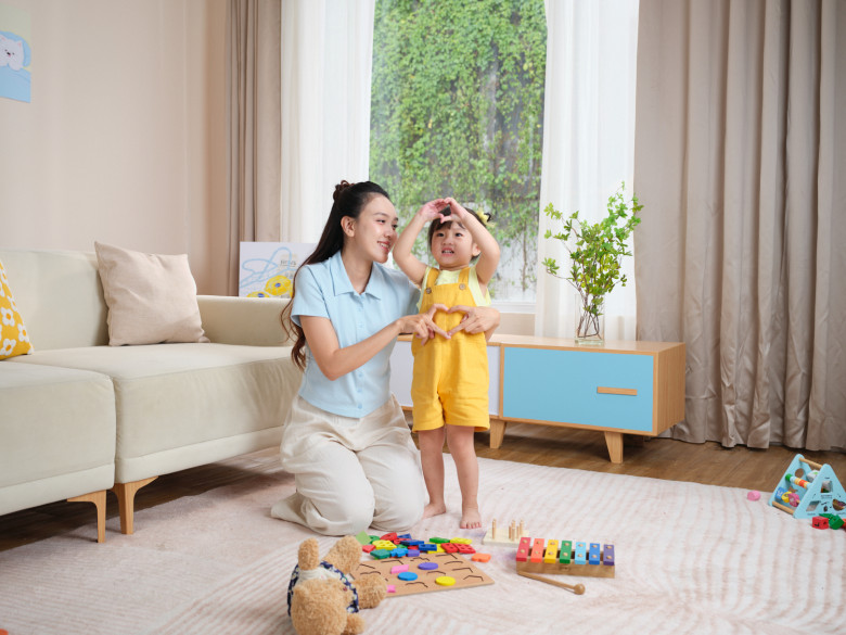 Dinh dưỡng phù hợp góp phần quan trọng giúp trẻ thêm khỏe mạnh, lanh lợi.