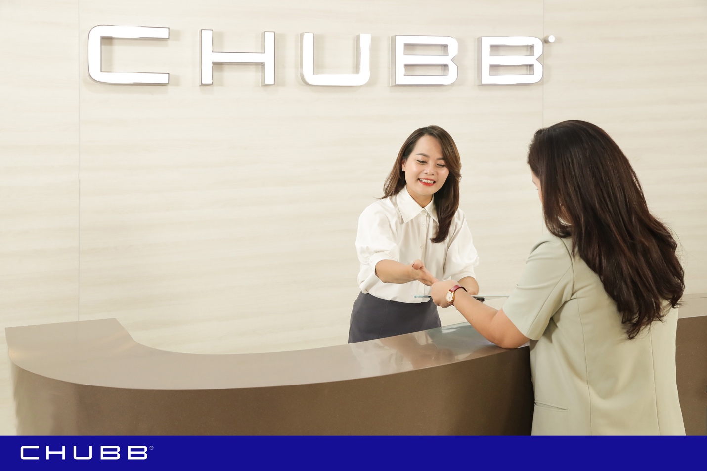 Chubb Life Việt Nam luôn đặt khách hàng làm trọng tâm, hướng đến mục tiêu bảo vệ tương laibr /
bền vững cho mỗi gia đình Việt.