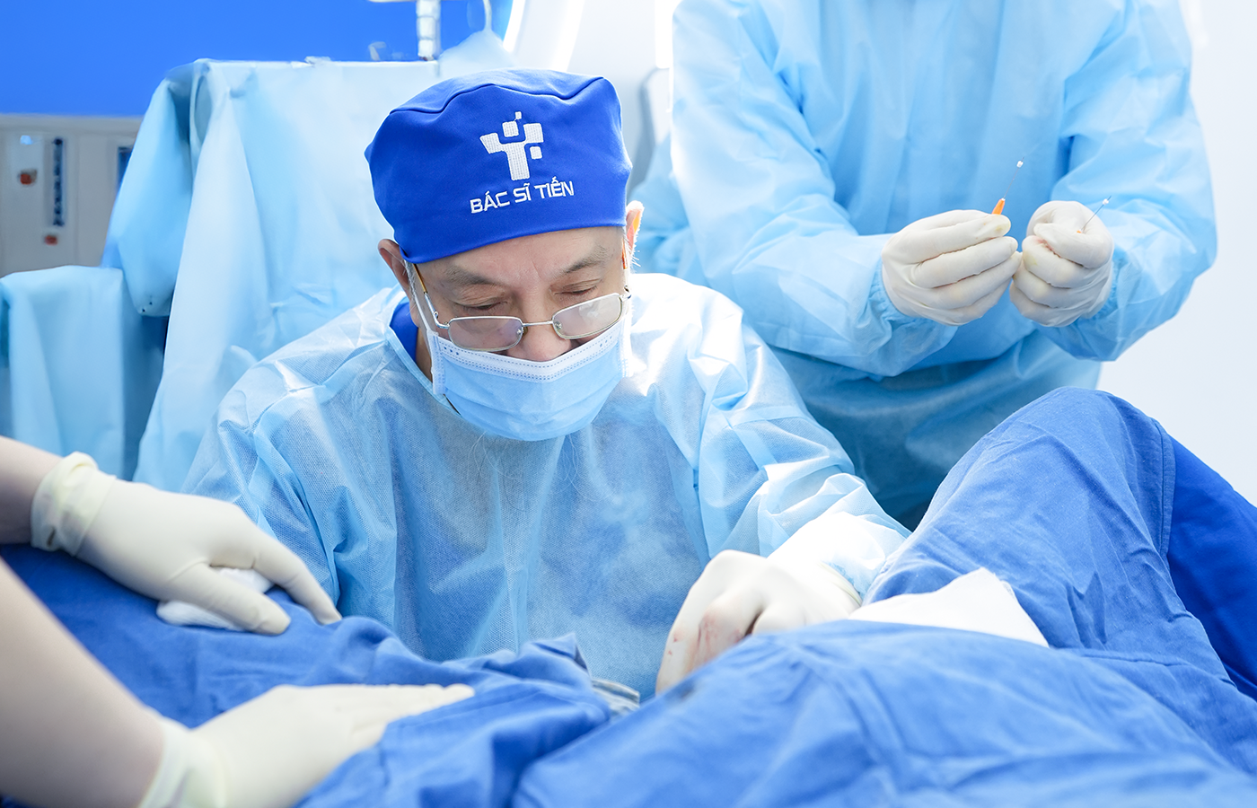 TS.BS Vũ Trọng Tiến: Tấm gương sáng của y đức và chuyên môn - 2