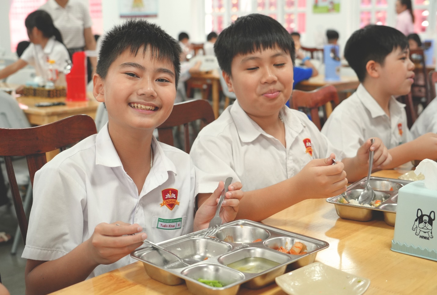 Dự án Bữa ăn học đường đã mang lại lợi ích cho hơn 4.400 trường với 1,5 triệu học sinh mỗi năm, trở thành sáng kiến có tác động tích cực đến chất lượng dinh dưỡng học đường Việt Nam.