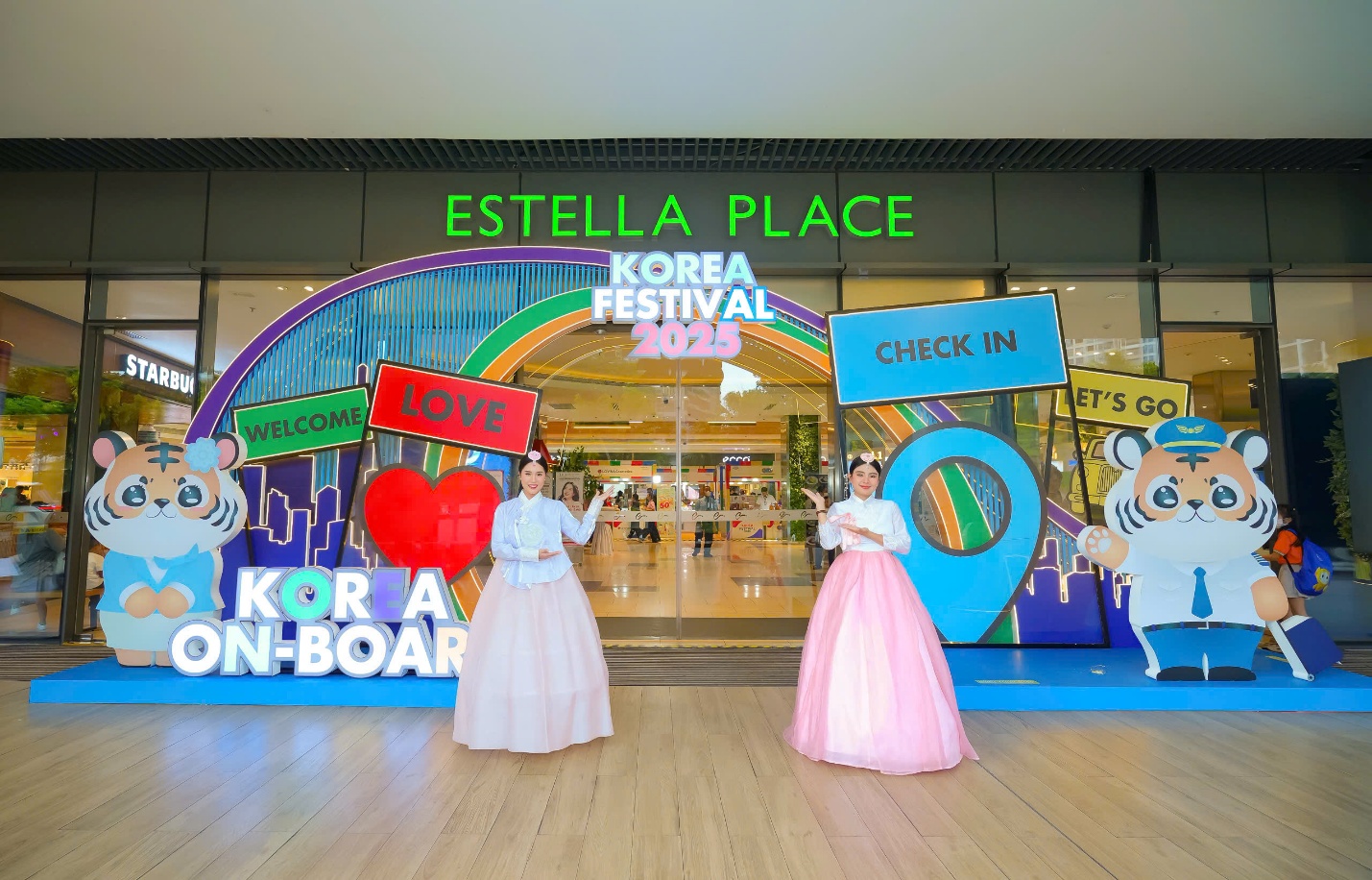Korea On-Board: Lễ hội Hàn Quốc 2025 tái xuất rực rỡ tại trung tâm thương mại Estella Place - 1