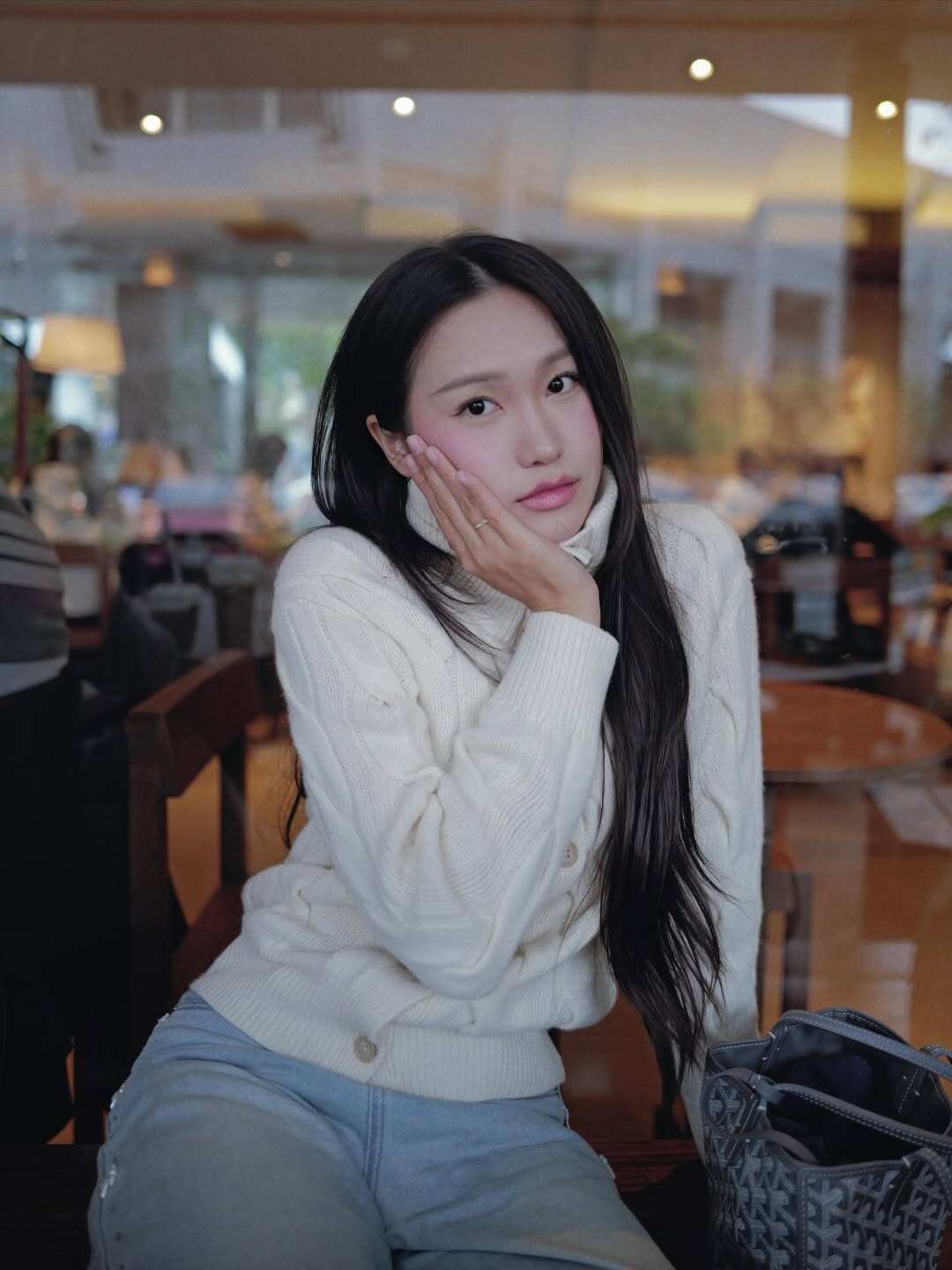 Tiểu thư Hà thành thi Hoa hậu lọt top 10 giờ là nàng WAGs Việt đình đám, sinh quý tử xong vẫn amp;#34;đẹp mòn mắtamp;#34; - 7