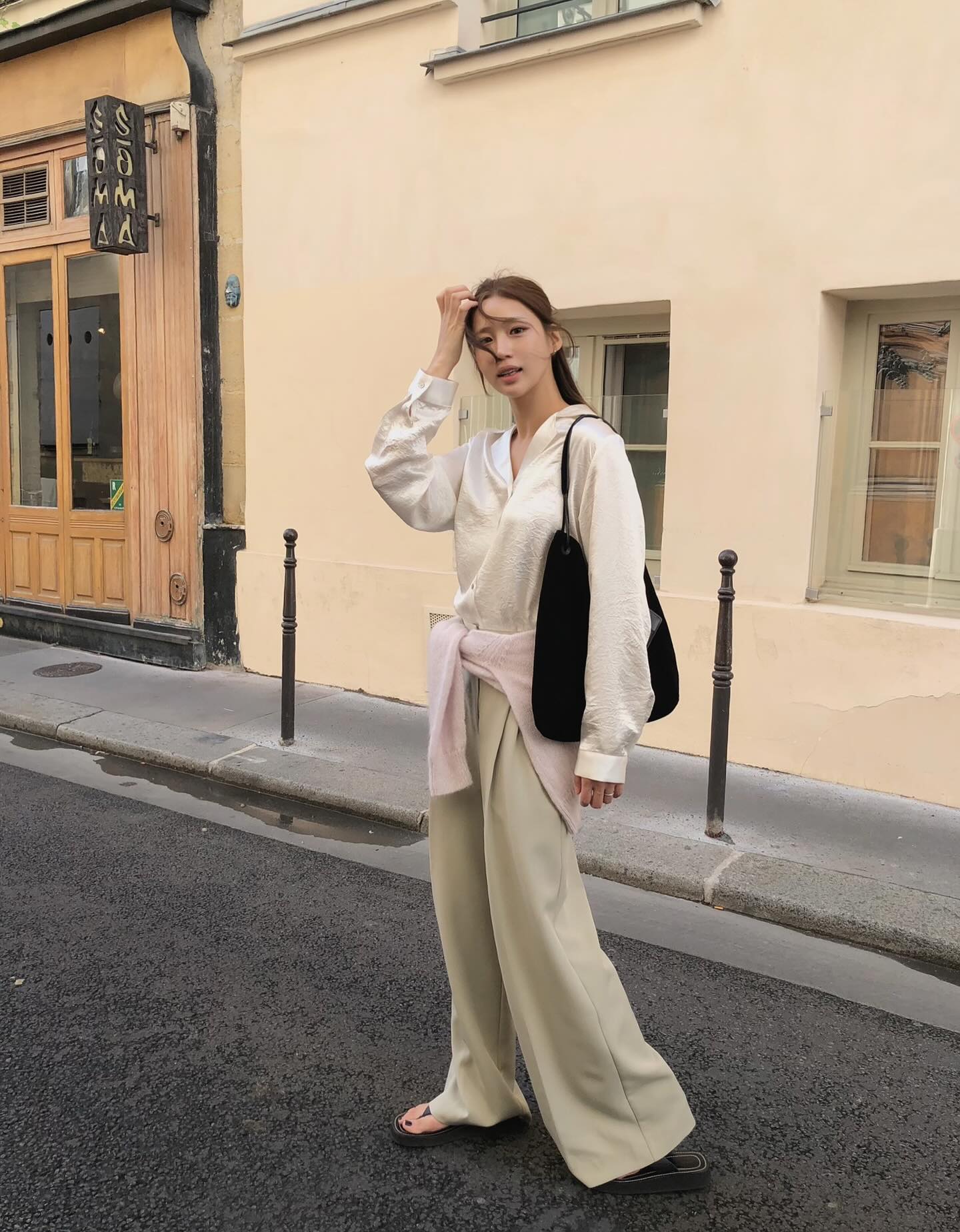 Mùa đông mặc gì cho đẹp? 4 mẫu quần ống rộng trendy, dễ phối mọi outfit mà ai cũng nên có trong tủ đồ - 10