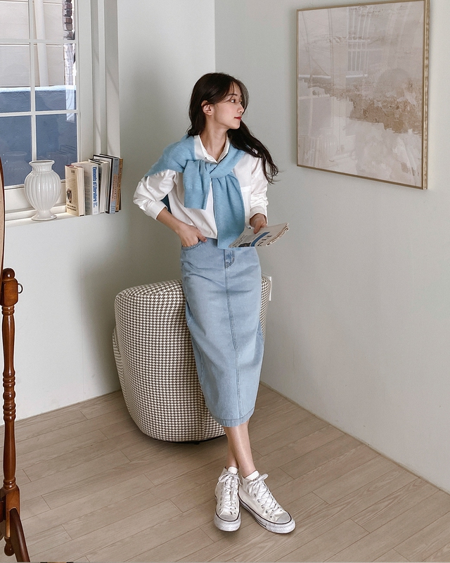Phụ nữ U40 muốn amp;#34;cưa sừng làm nghéamp;#34; phải có 4 kiểu giày này trong tủ đồ: Diện đồ nào cũng sang, trẻ ra hơn vài tuổi - 17