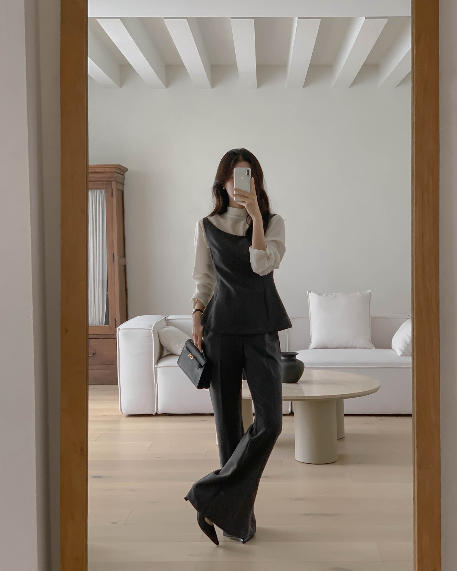 Phụ nữ diện đồ mùa đông dễ bị chê xuề xoà, học ngay 4 công thức vừa gọn dáng lại amp;#34;kéo chânamp;#34; cực đỉnh - 12