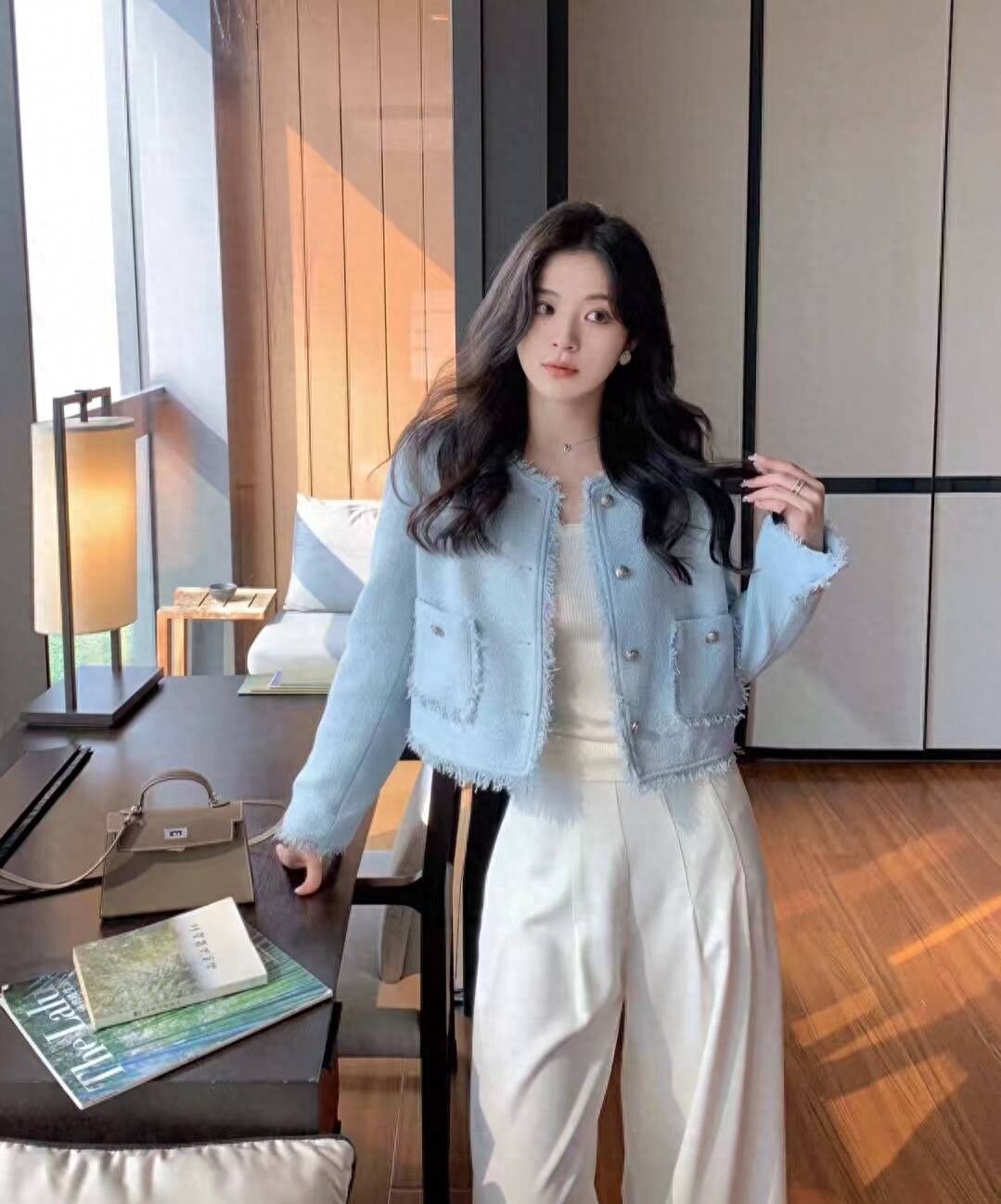 6 kiểu áo khoác không bao giờ lỗi mốt, chị em có trong tủ là mặc đẹp từ năm này sang năm khác - 13