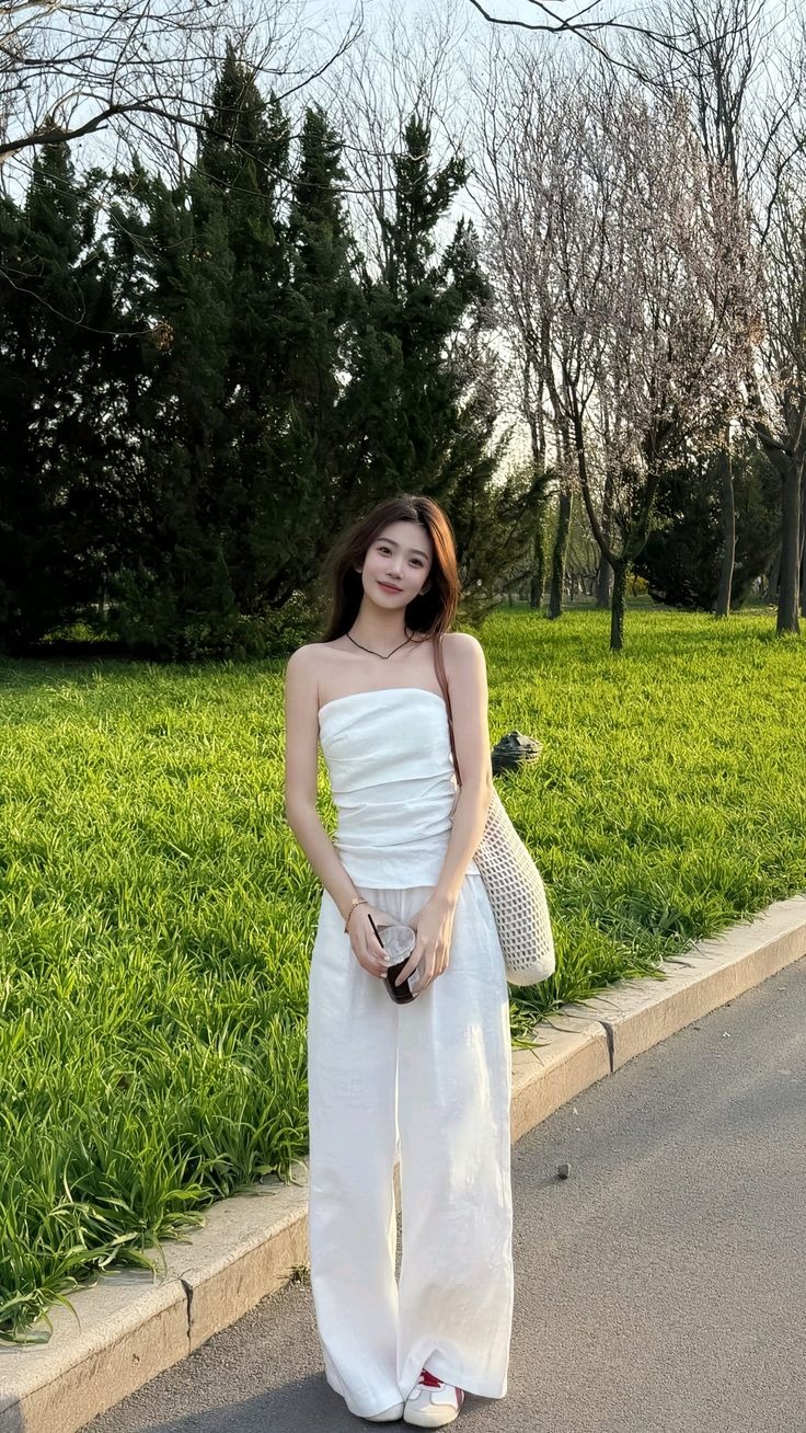 Mùa đông mặc gì cho đẹp? 4 mẫu quần ống rộng trendy, dễ phối mọi outfit mà ai cũng nên có trong tủ đồ - 15