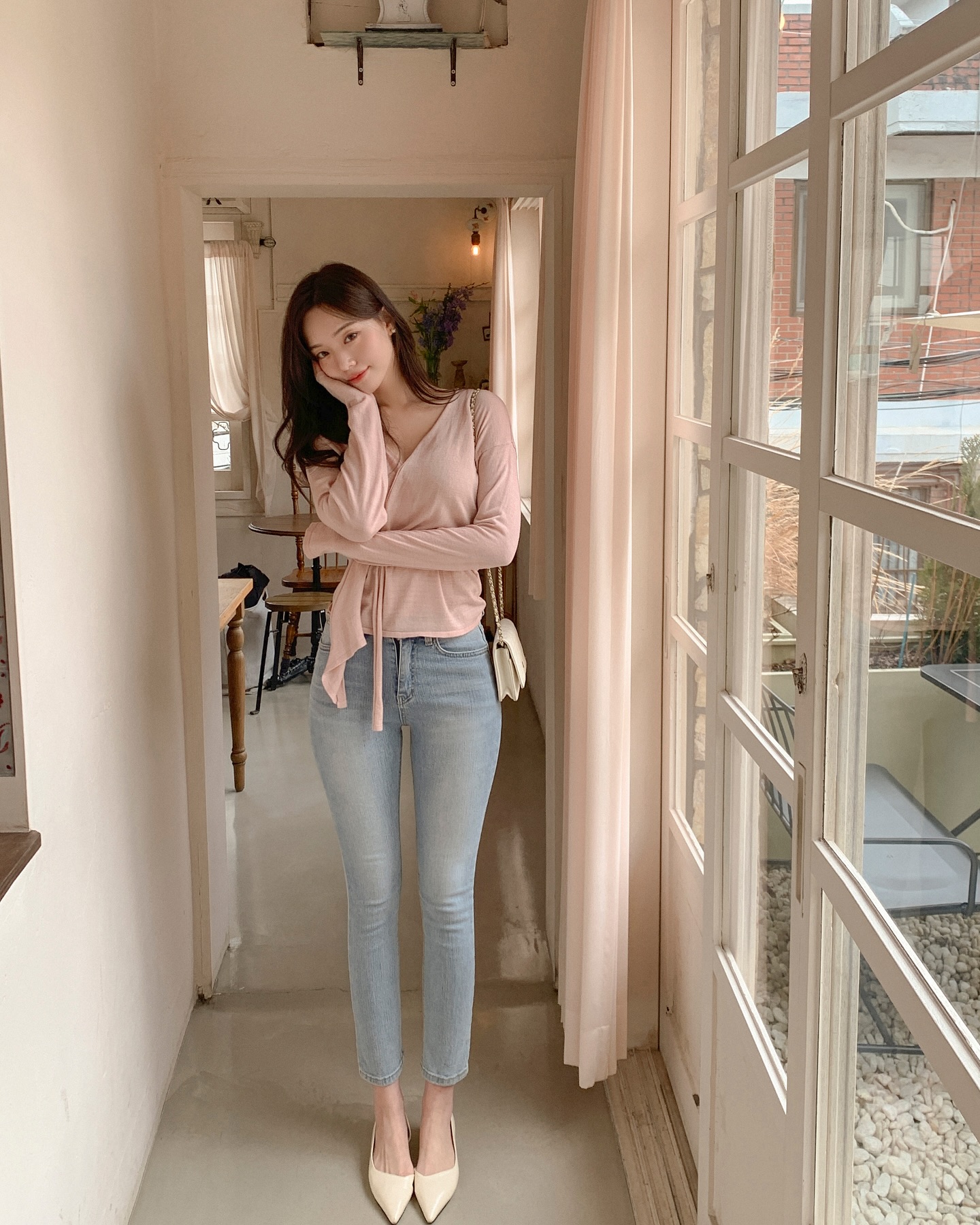 Sau khi thử đủ kiểu quần, tôi nhận ra đây mới là amp;#34;chân áiamp;#34; của phụ nữ U40: Vừa gọn dáng lại hack tuổi cực đỉnh - 15