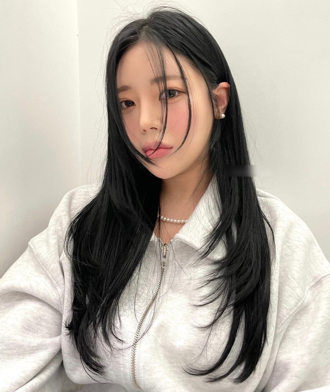 Để kiểu tóc mái này, mặt tròn cũng hóa V-line: Che khuyết điểm khéo mà vẫn đẹp tự nhiên - 15