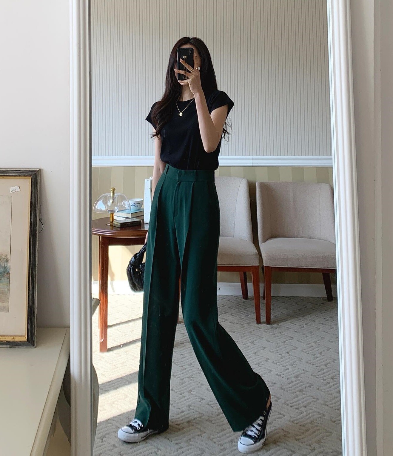 Chị em sau 35 tuổi nhất định phải có 5 đôi giày này trong tủ đồ, diện mùa nào cũng hợp mà nhìn trẻ hơn tuổi - 17