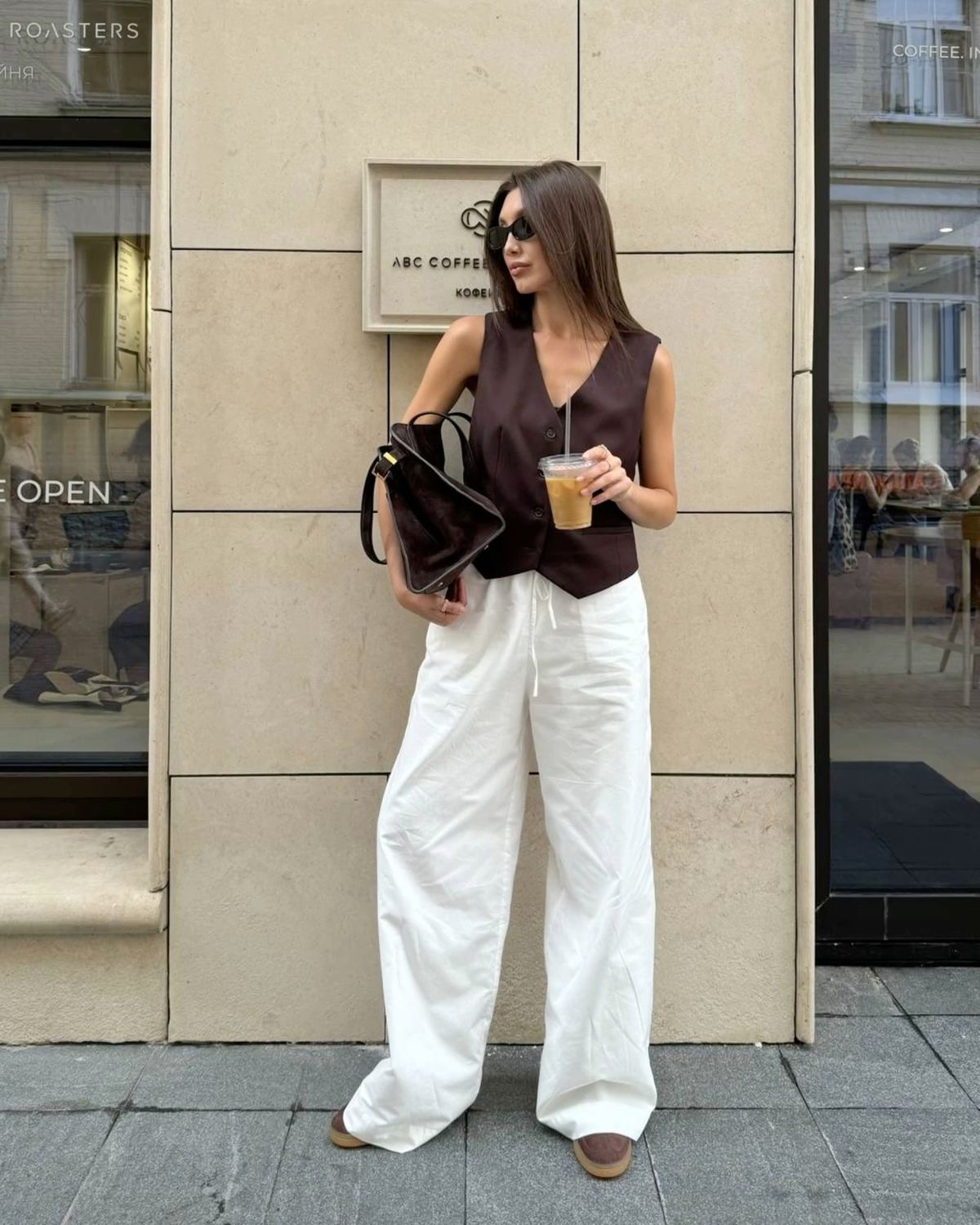 Thời tiết lạnh ai cũng mê diện đồ màu trắng, có đủ 5 món này là đảm bảo xinh nguyên mùa - 18