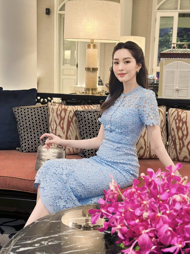 Sở hữu visual chuẩn thần tiên tỷ tỷ, Hoa hậu Đặng Thu Thảo từng góp mặt trong top 100 gương mặt đẹp nhất vào năm 2019.