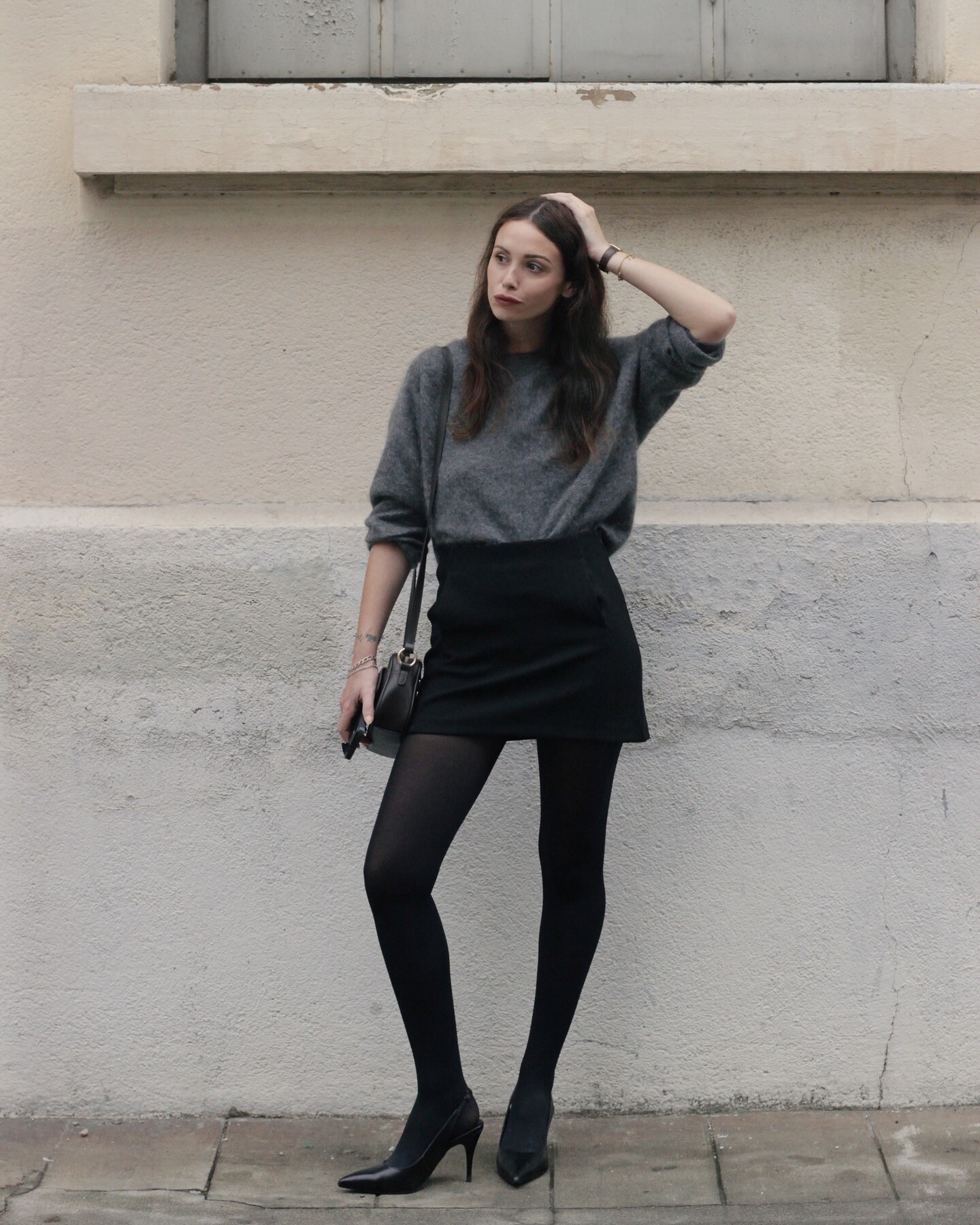 Phụ nữ Pháp mặc áo len đơn giản mà vẫn sang chảnh là vì họ chỉ chọn đúng 4 kiểu dáng cơ bản này - 4