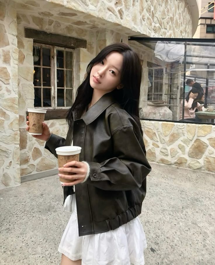 6 kiểu áo khoác không bao giờ lỗi mốt, chị em có trong tủ là mặc đẹp từ năm này sang năm khác - 5