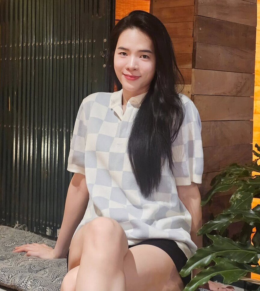 Nhan sắc cùng phong cách đời thường của Hoa khôi bóng chuyền Lê Thanh Thúy.