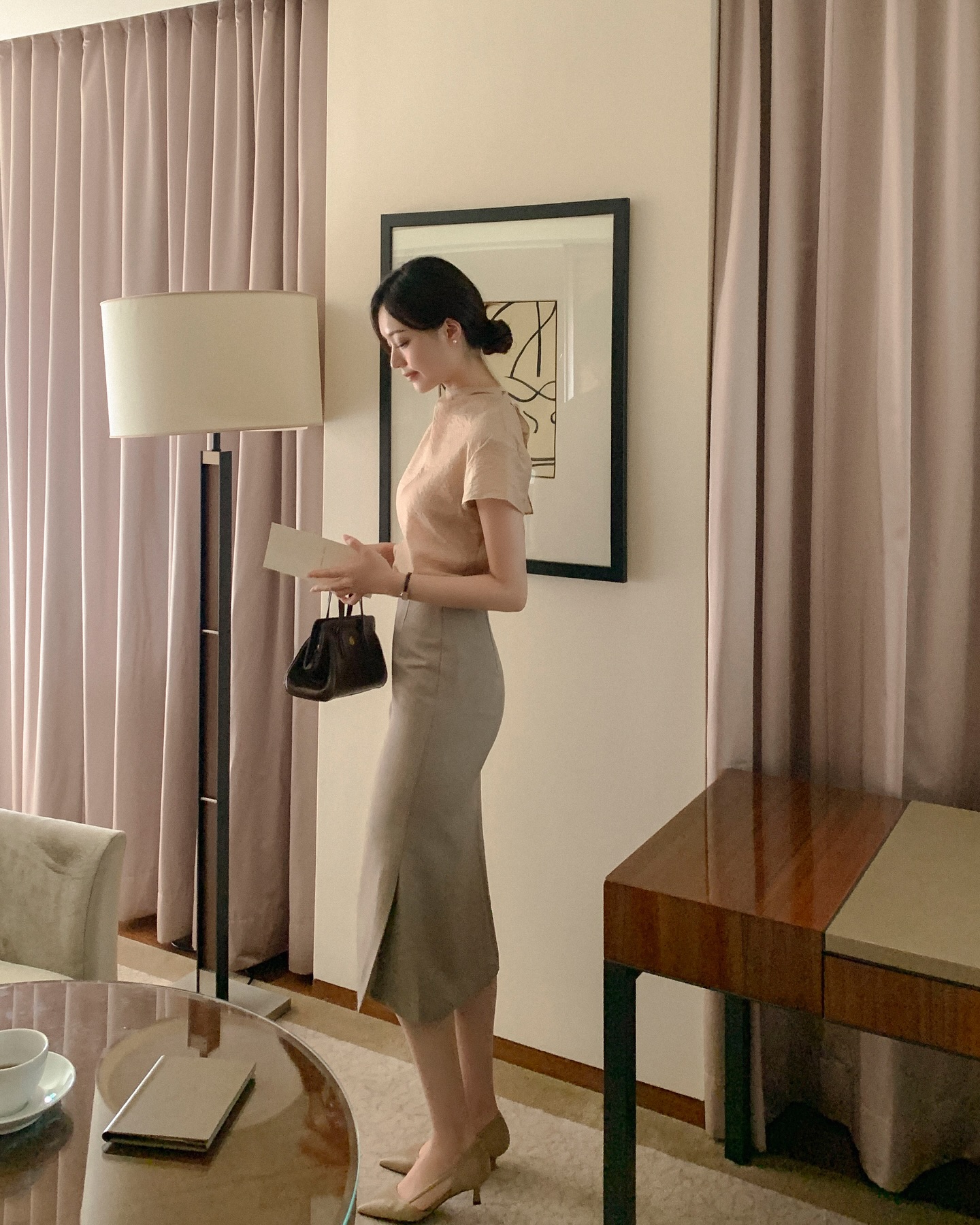 Phụ nữ diện đồ mùa đông dễ bị chê xuề xoà, học ngay 4 công thức vừa gọn dáng lại amp;#34;kéo chânamp;#34; cực đỉnh - 7