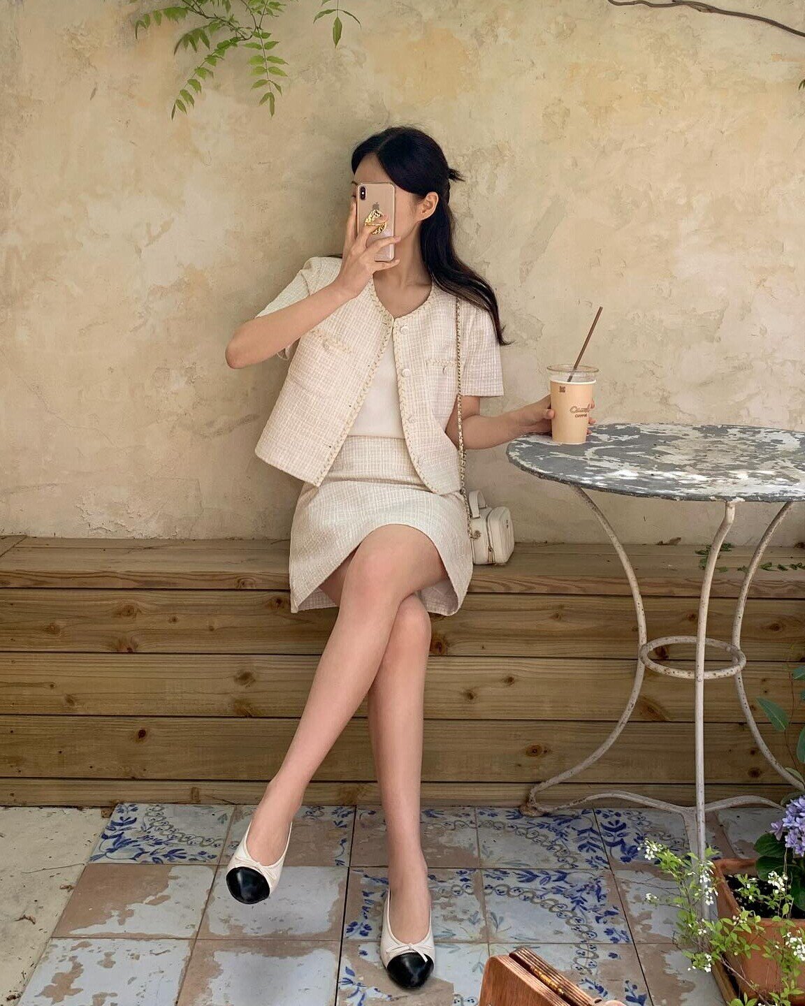 Nhờ công thức 2 quần - 2 váy, tôi mang giày bệt mà dáng vẫn gọn gàng, tổng thể trông cao ráo hơn hẳn - 8