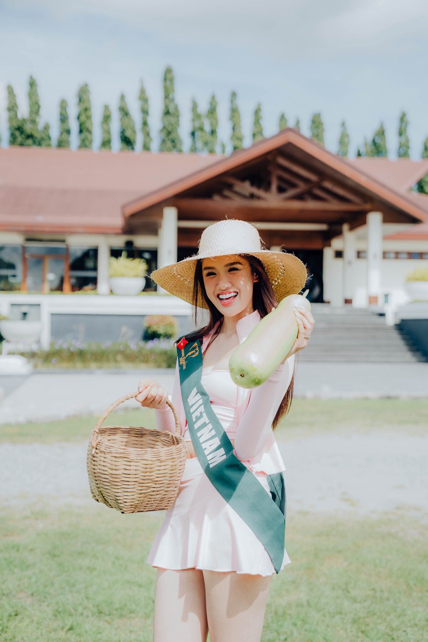 Mỹ nhân Việt vừa đạt Á hậu 2 Miss Earth: Từng amp;#34;bại trậnamp;#34; trước Hoa hậu Quế Anh, ảnh mặt mộc khiến nhiều người ngỡ ngàng - 6