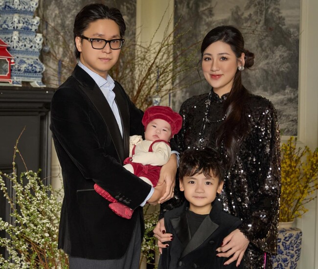 Tổ ấm hạnh phúc của Á hậu Tú Anh bên chồng doanh nhân và hai con.