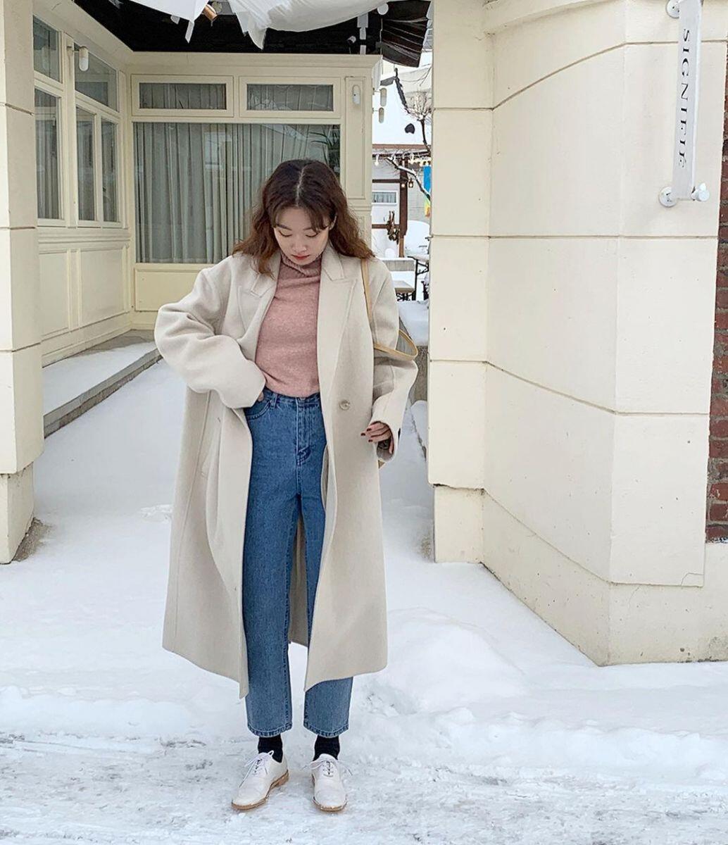 Mùa đông thích diện áo khoác dáng dài nhưng khiến chị em trông amp;#34;có một khúcamp;#34;, đó là do quên 4 nguyên tắc này - 10