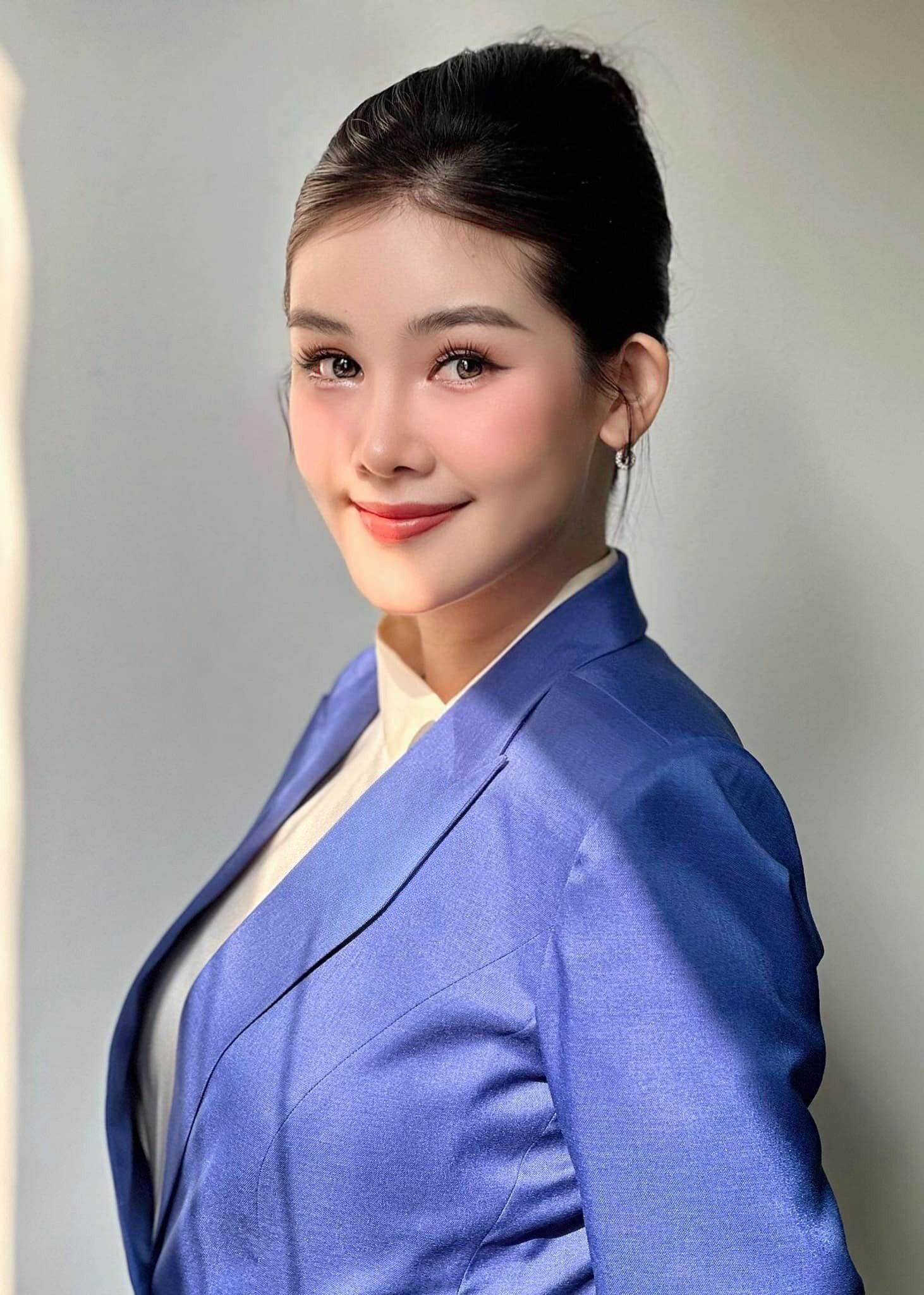 Nhan sắc của Hoa hậu Ngân Anh khi trở thành giảng viên.