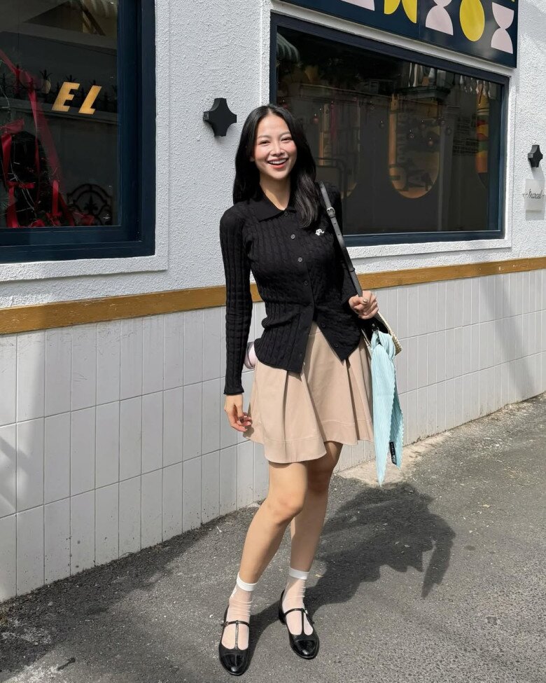 Hoa hậu Phương Khánh đích thị là amp;#34;cẩm nangamp;#34; mặc đẹp mùa lạnh, 10 outfit đều sang khỏi bàn - 9