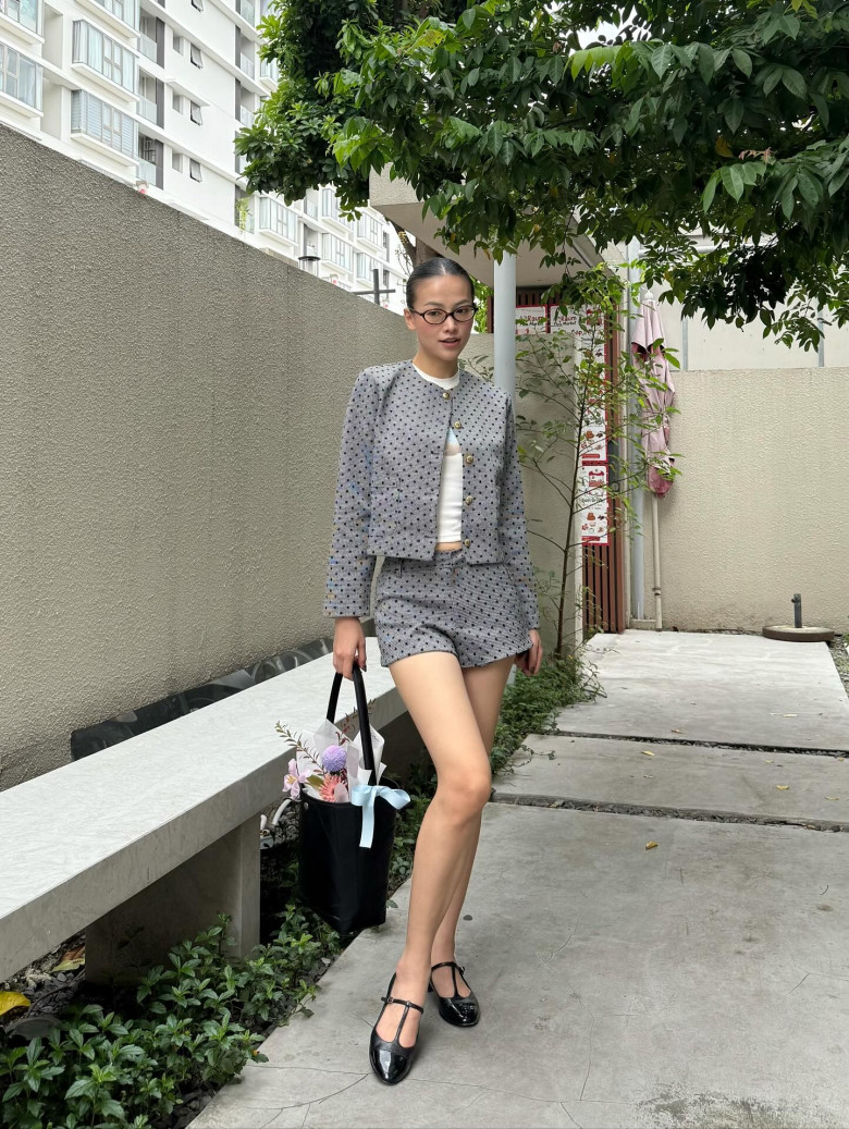 Hoa hậu Phương Khánh đích thị là amp;#34;cẩm nangamp;#34; mặc đẹp mùa lạnh, 10 outfit đều sang khỏi bàn - 7