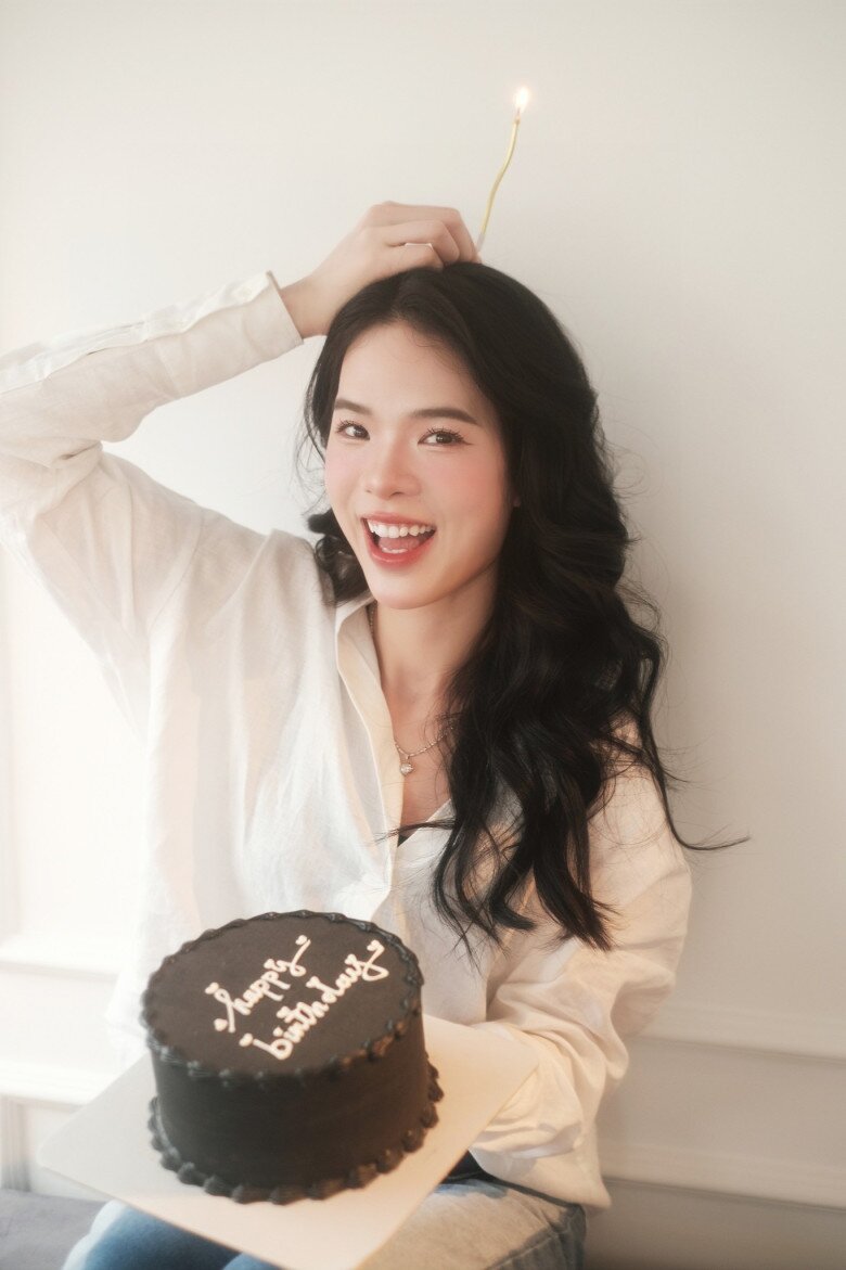 Nhan sắc xinh đẹp của Hoa khôi bóng chuyền Lê Thanh Thúy.