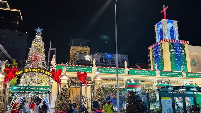 Bên cạnh Nhà thờ Đức Bà và Nhà thờ Tân Định, Nhà thờ Mạc Ty Nho cũng là một trong những lựa chọn được nhiều bạn trẻ gợi ý.