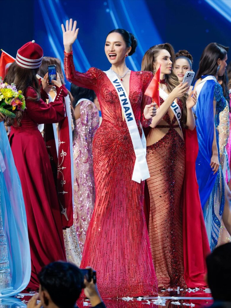Dù không thể intop 30 nhưng Hương Giang đã có một hành trình đáng nhớ tại Miss Universe 2025.