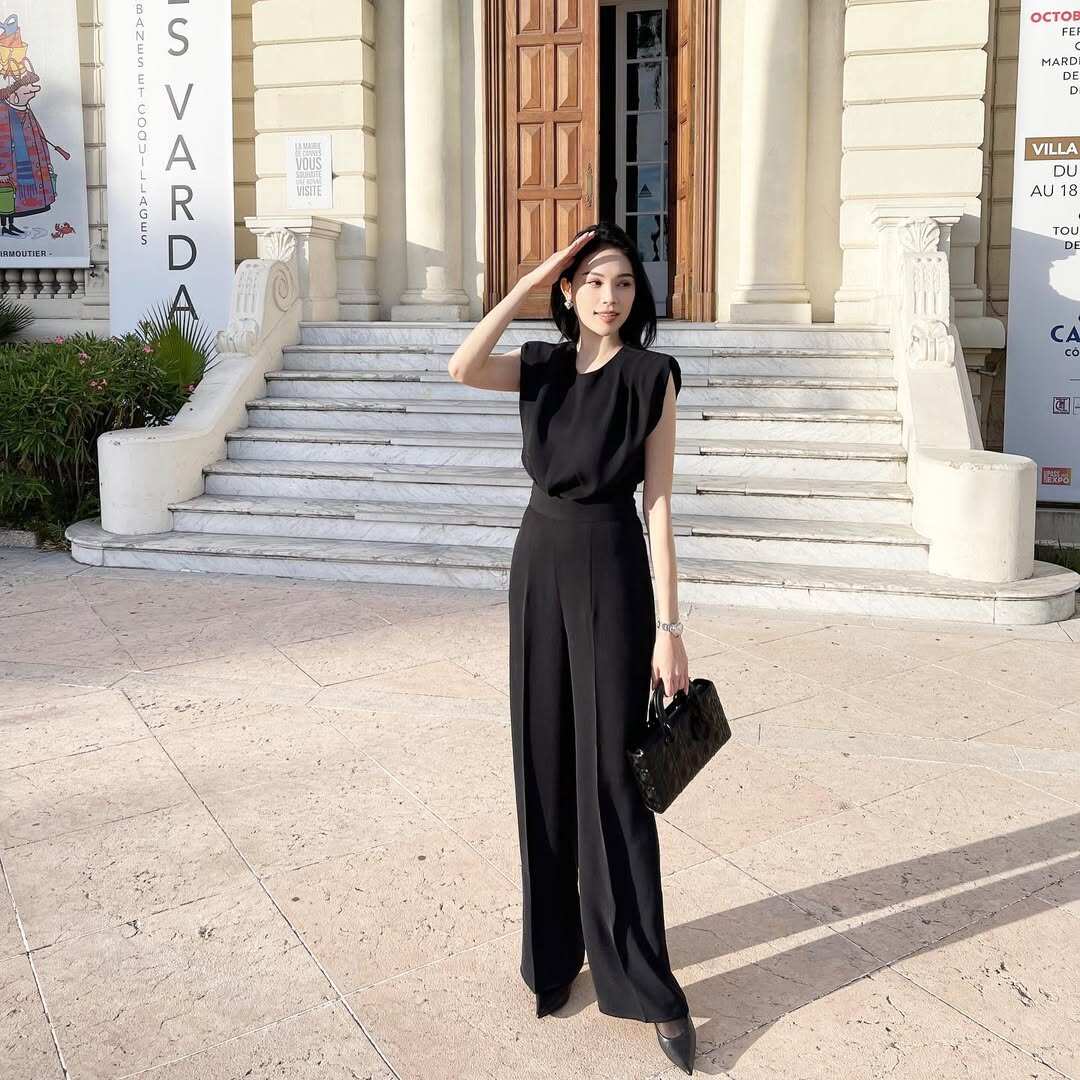 Gu ăn mặc amp;#34;giàu ngầmamp;#34; của hai con dâu nhà tỷ phú Johnathan Hạnh Nguyễn - 15