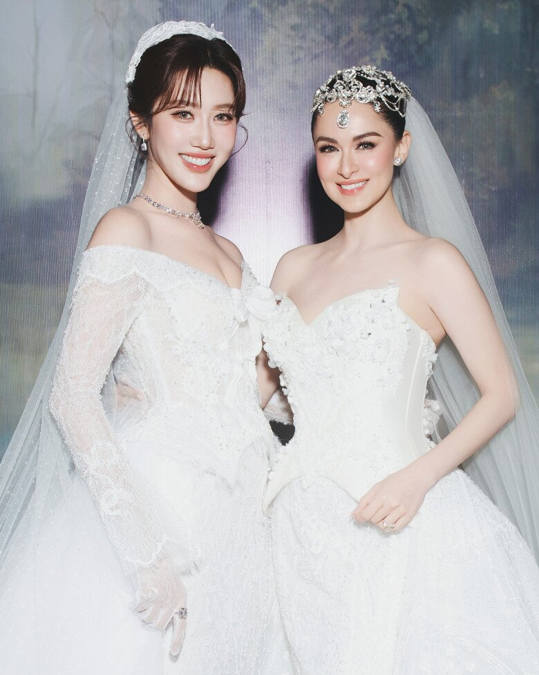 Khung ảnh đọ sắc bất phân thắng bại của Marian Rivera và Thúy Ngân.