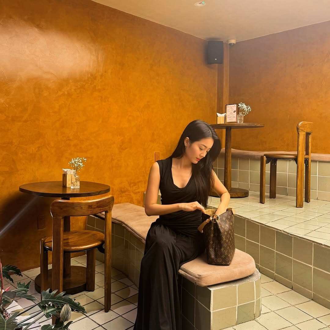 amp;#34;Tiểu tamamp;#34; màn ảnh Việt giảm 25kg trong 4 tháng, mẹ 1 con chăm mặt cắt xẻ khoe dáng amp;#34;mê chữ ê kéo dàiamp;#34; - 7