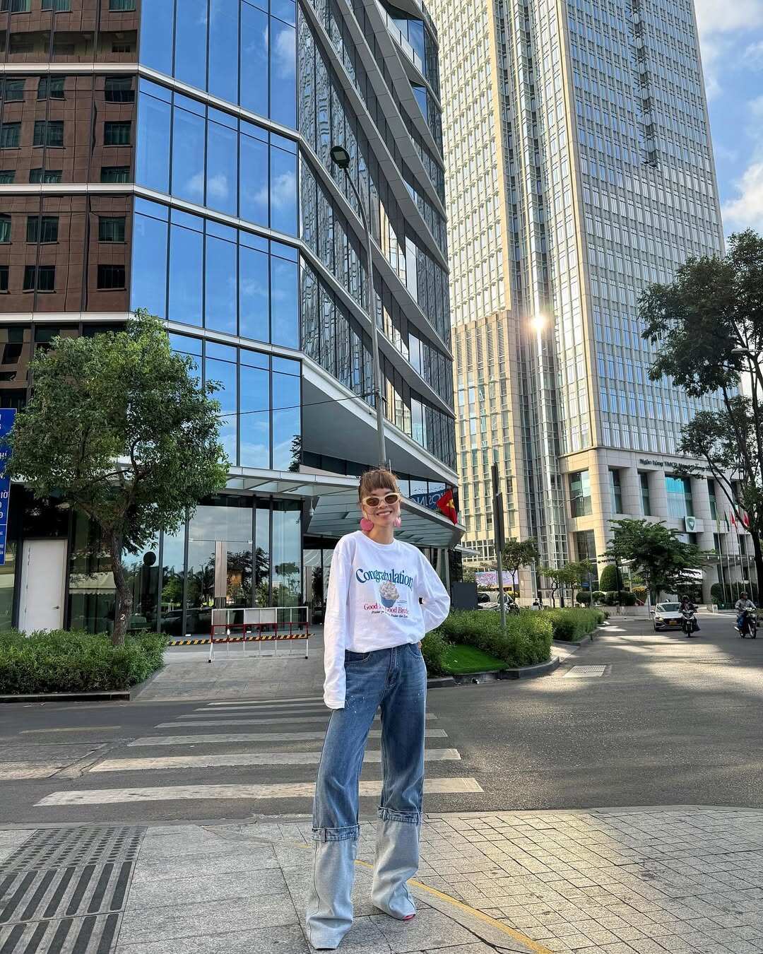 Nữ ca sĩ Việt 41 tuổi ăn diện như amp;#34;sách mẫuamp;#34;, amp;#34;trẻ mãi không giàamp;#34; nhờ mê diện item này - 4