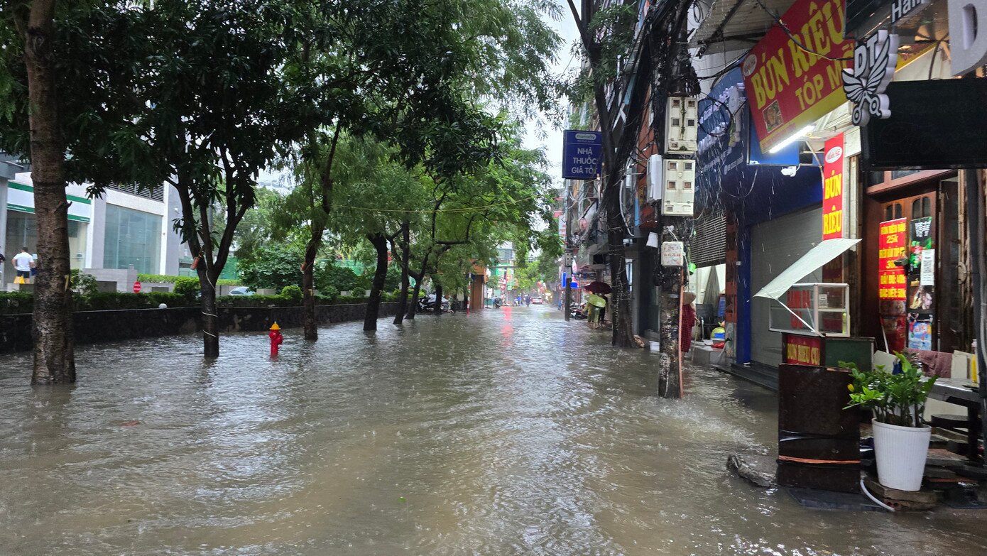 Khu vực đường Nguyễn Huy Tưởng.