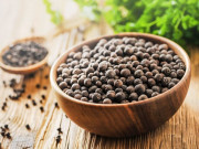 Sức khỏe - Loại hạt bé xíu nhưng là “báu vật” cho sức khỏe, giúp giữ ấm và tăng cường hệ miễn dịch, bếp nhà nào cũng có