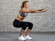 Sức khỏe - Bài tập đứng 8 phút giúp tăng sức mạnh nhanh hơn tập tạ