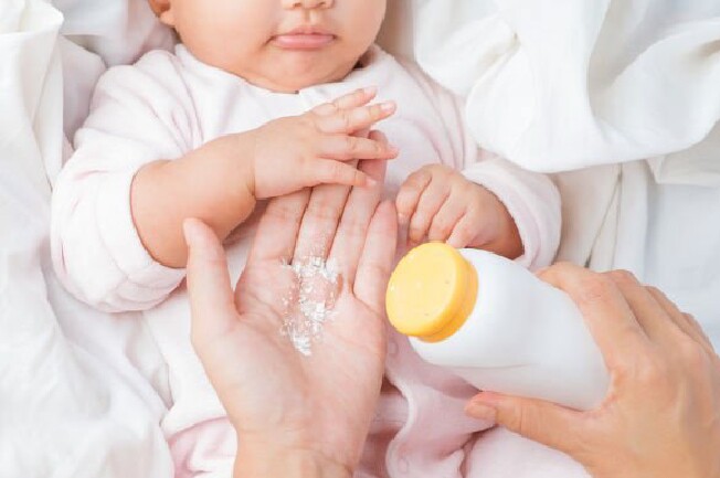 Rôm sảy dù không nguy hiểm, nhưng gây phiền toái, khó chịu cho trẻ. Ảnh minh họa. 